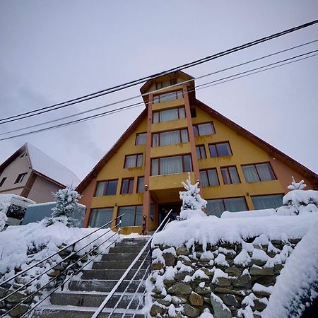 Pensiunea Zimbru Ranca Exterior foto